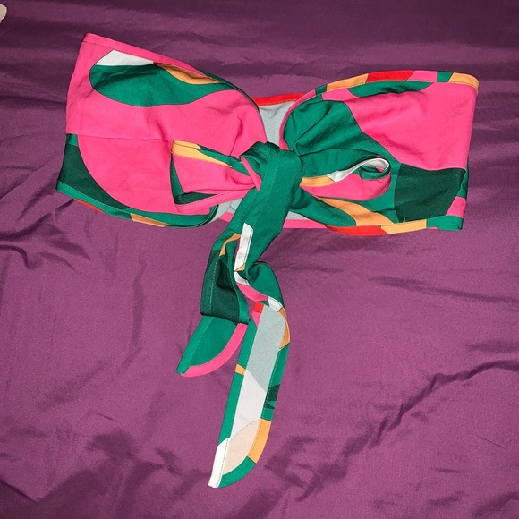 Halter top - Picture 4 of 4